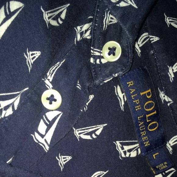 SOLD!! Polo Ralph Lauren, Large - Picture 2 of 3
